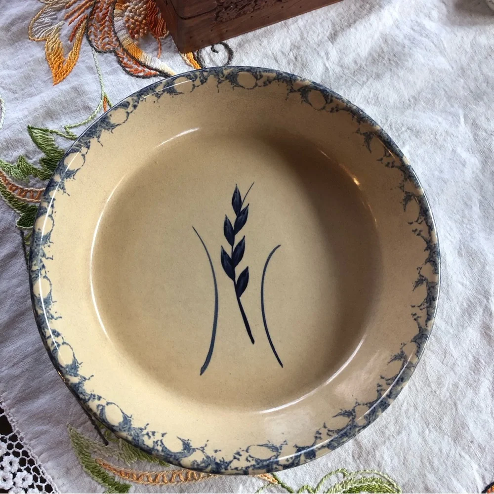 Vintage Robinson Ransbottom Yellowware Pie Dish Wheat Pattern 9.5